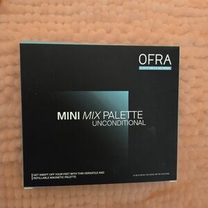 Ofra Mini Mix Palette Unconditional